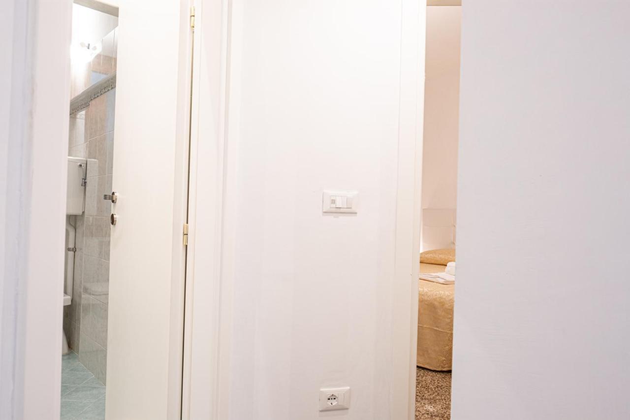 The Heart Of San Marco - Wifi Apartamento Veneza Exterior foto